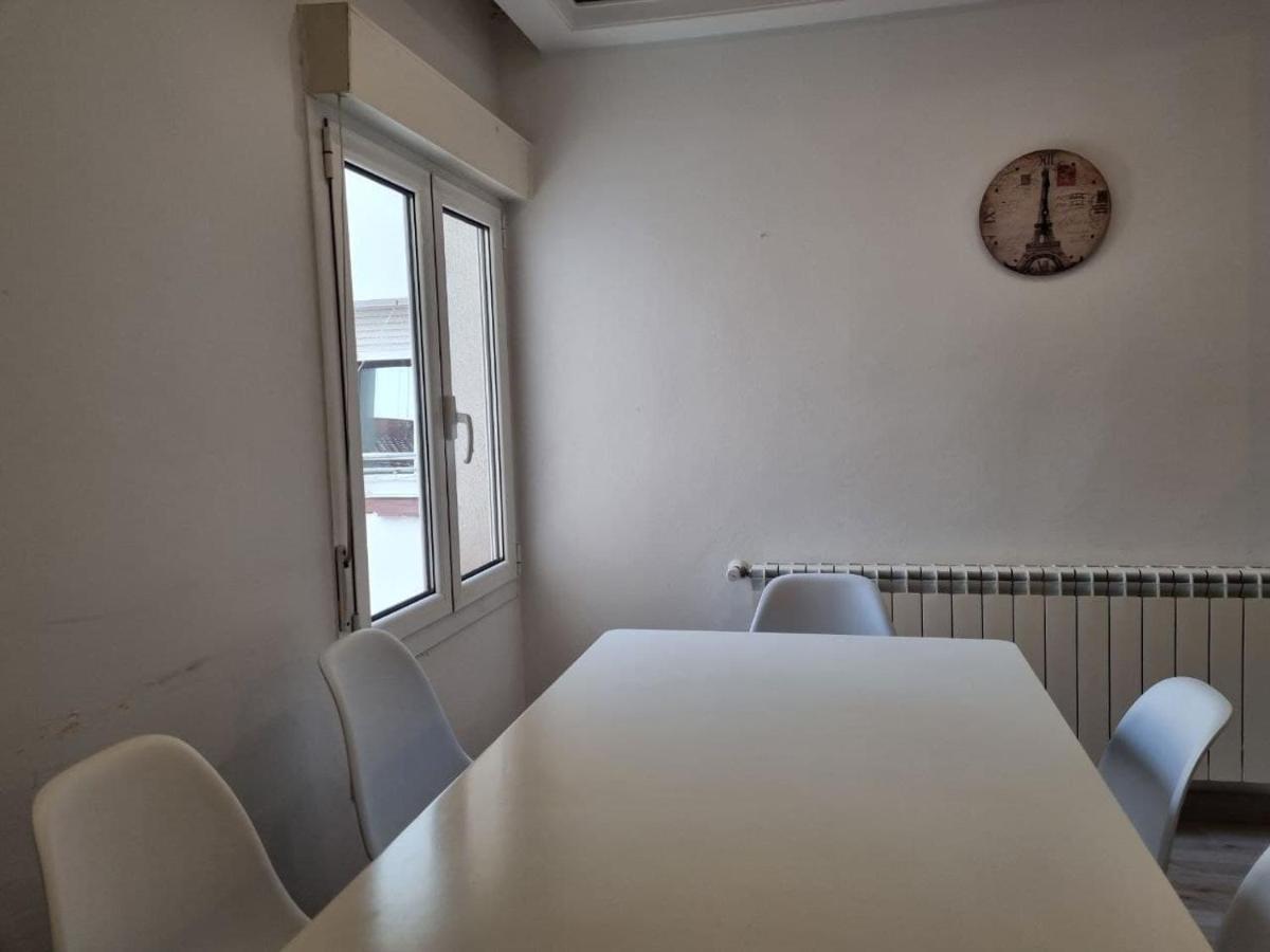 Apartment 103a Moderno 2